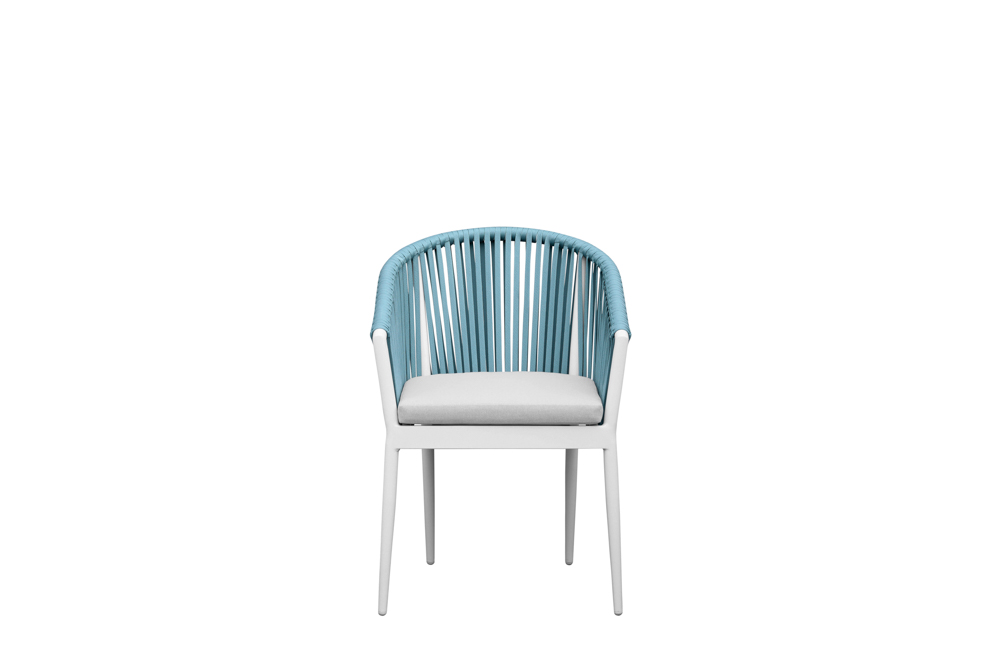 Sillon Ukiah Aluminio blanco. Cuerda aqua y cojin gris claro