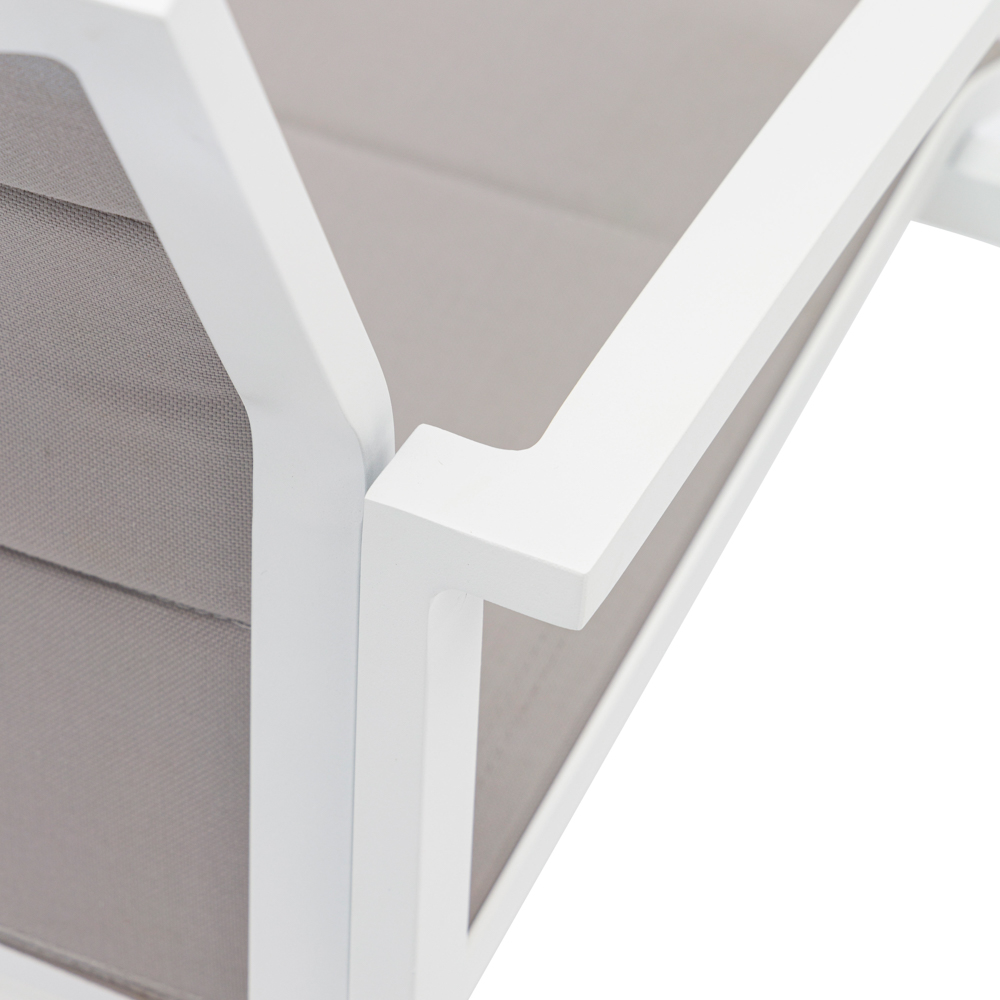 Sillon de  comedor ORICK aluminio blanco y textil gris  claro