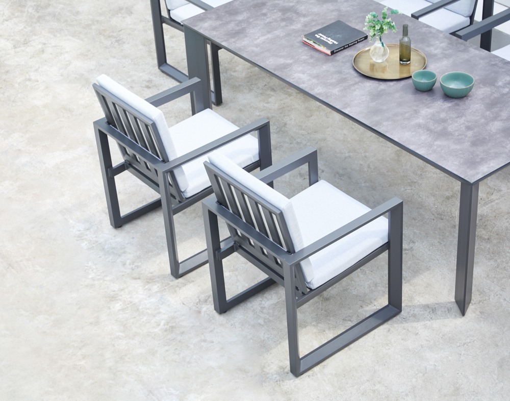 Mesa de comedor Onix 210*90cm. Alu antracita cristal ceram. Gris antracita