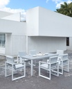 sillon de comedor Onix. Aluminio blanco y cojineria gris claro