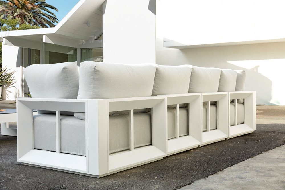 Modulo esquina Onix. Aluminio blanco cojineria gris claro