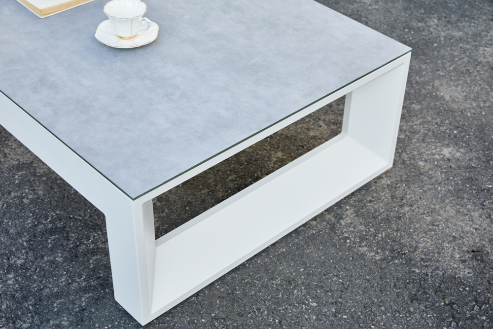 Mesa  de centro Onix.Aluminio blanco cristal ceramico gris claro