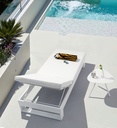 Tumbona Niland. Aluminio blanco y tejido nautico blanco