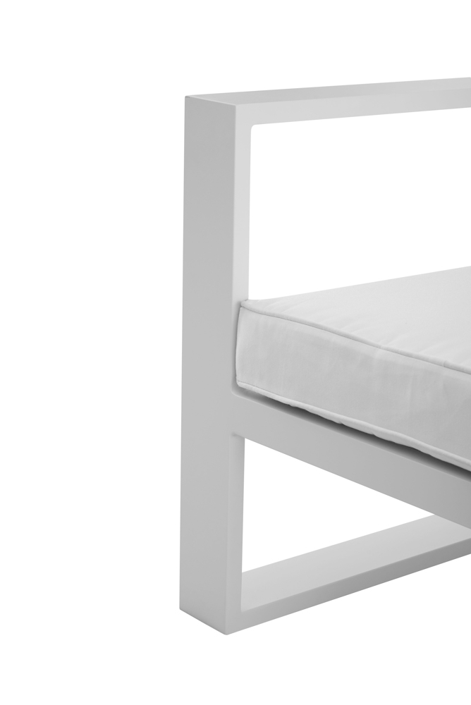 Sofa 3 plazas Niland aluminio blanco y cojineria blanca
