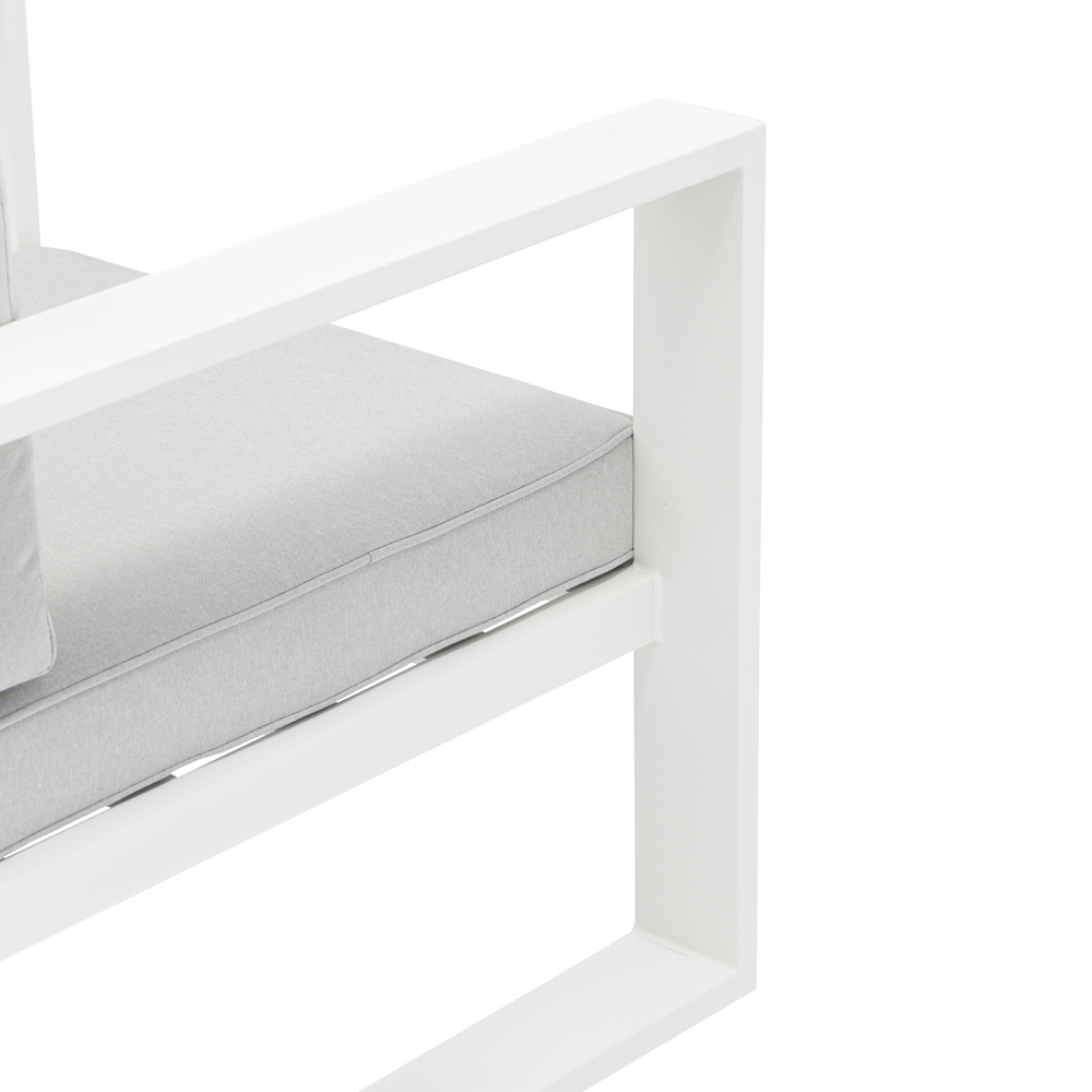 Sofa 1 plaza Niland aluminio blanco y cojineria gris claro