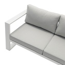 Sofa 2 plazas  Niland aluminio blanco y cojineria gris claro