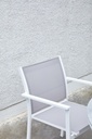 Silla de comedor Adin Alu blanco textilene gris claro