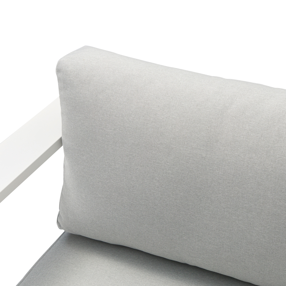 Sofa 3 plazas  Niland aluminio blanco y cojineria gris claro
