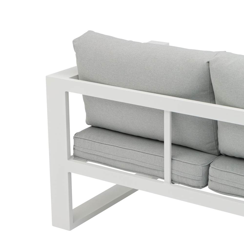 Sofa 3 plazas  Niland aluminio blanco y cojineria gris claro