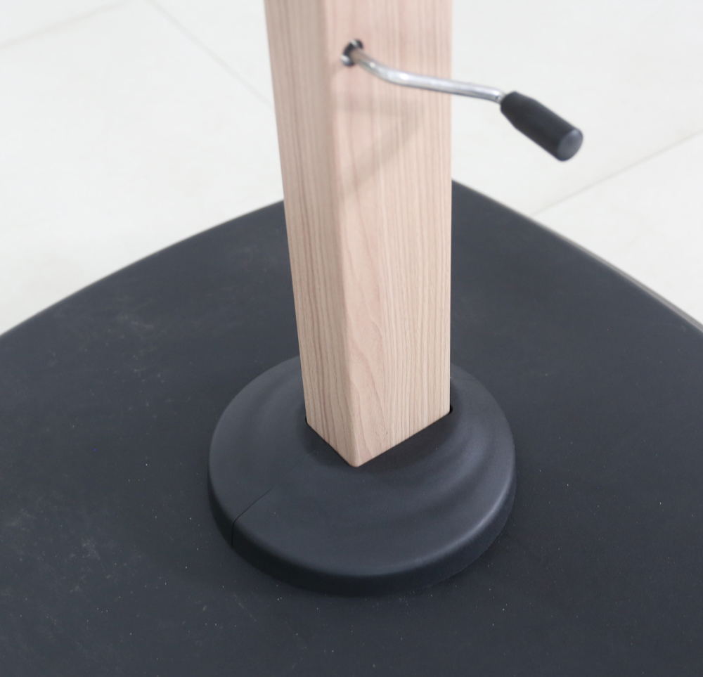 Sombrilla Mitras 350x350 cm pie lateral con base rellenable de  150Kgs.