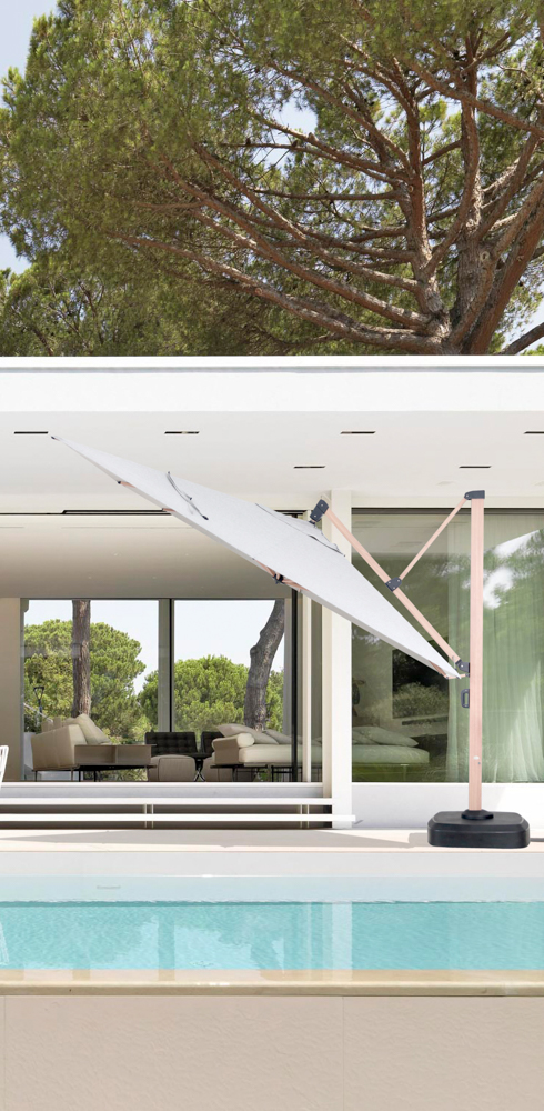 Sombrilla Mitras 350x350 cm pie lateral con base rellenable de  150Kgs.