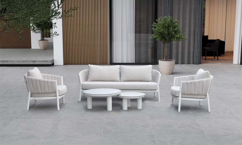 Sofa 3 plaza Attica aluminio blanco y textil gris claro