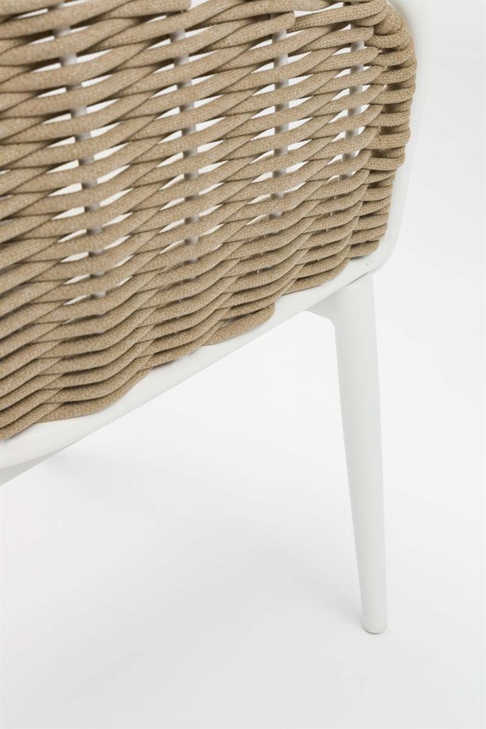 Sillon de comedor Irvine Aluminio blanco. Cuerda taupe cojin  beige