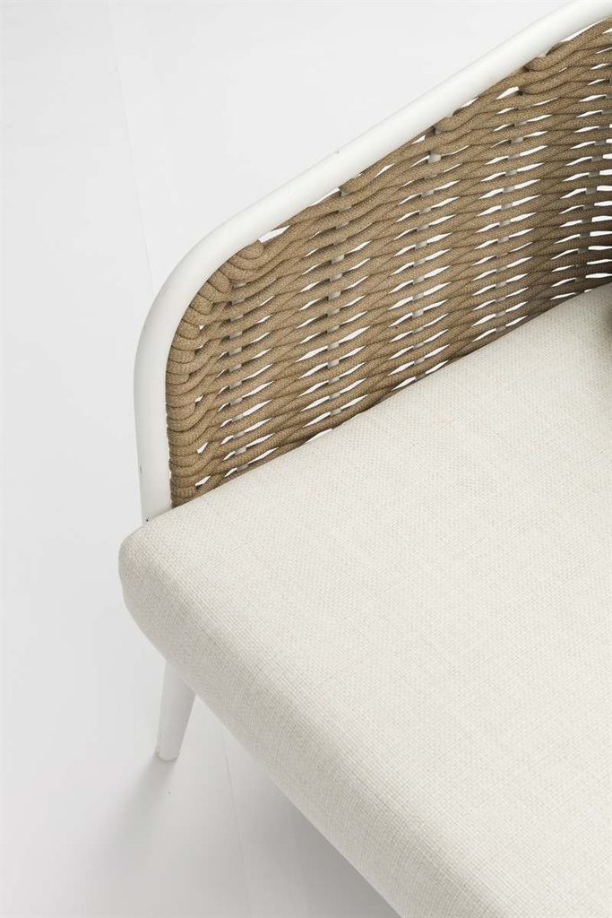 Sofa 1 plaza Irvine Aluminio blanco. Cuerda taupe cojin  beige