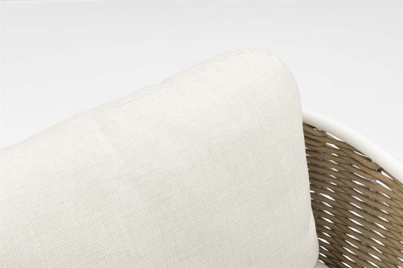 Sofa 1 plaza Irvine Aluminio blanco. Cuerda taupe cojin  beige