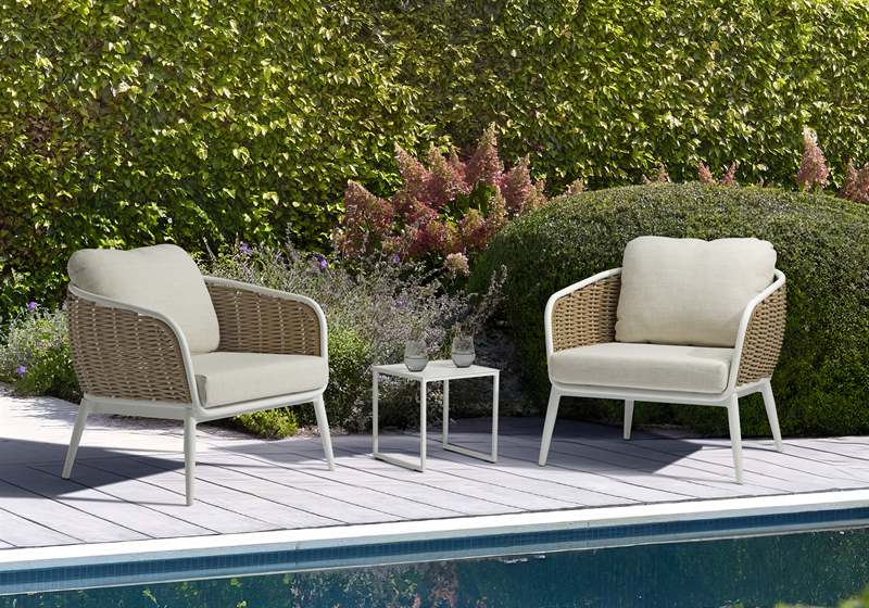 Sofa 1 plaza Irvine Aluminio blanco. Cuerda taupe cojin  beige