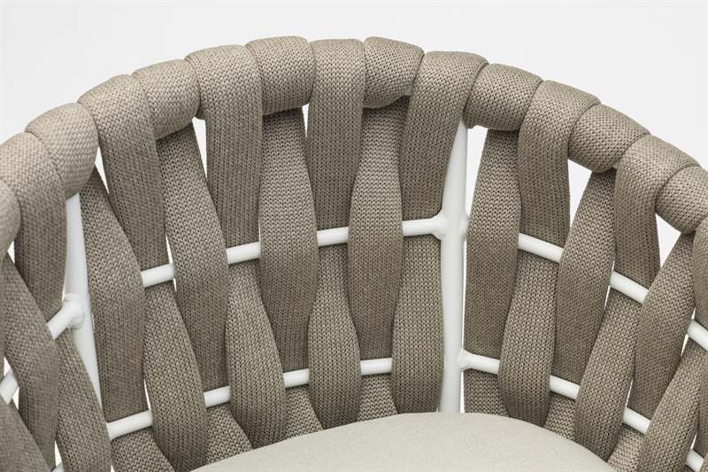 Sillon para barra de bar meridian aluminio blanco cuerda greige y textil greige