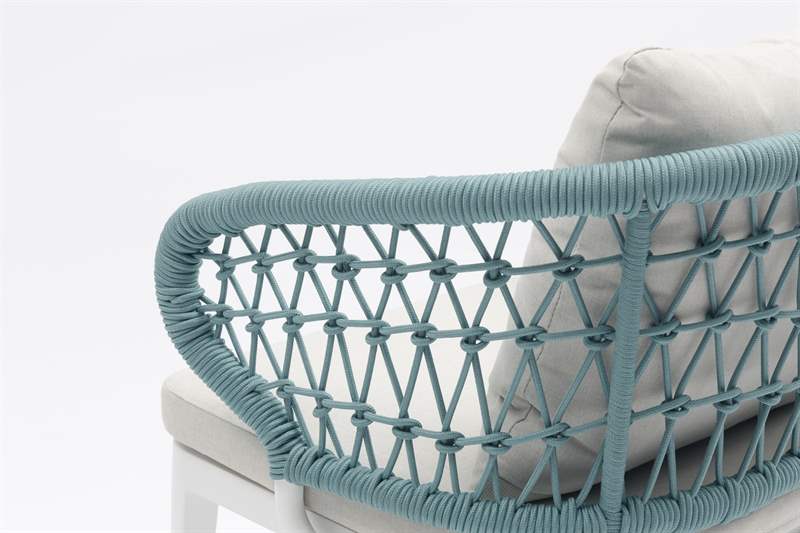 Sillon de comedor Isabela aluminio blanco y textil beige  cuerda aqua.