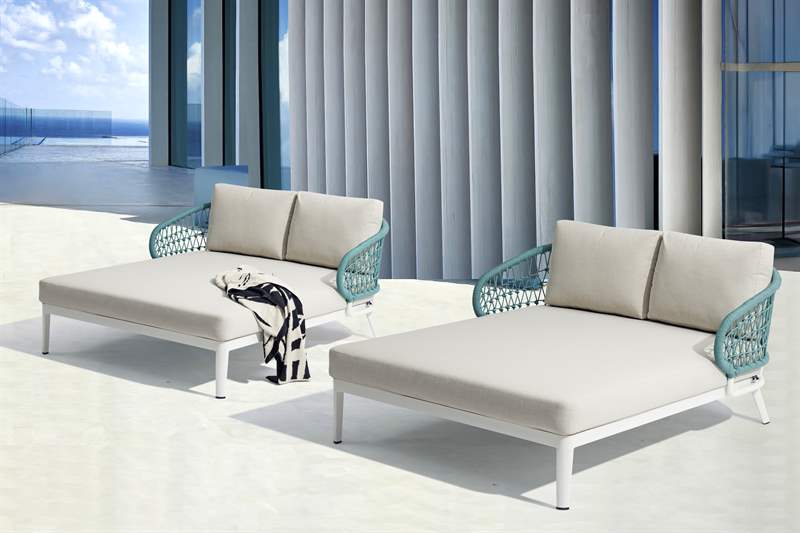 Daybed Isabela aluminio blanco y textil beige y cuerda aqua.