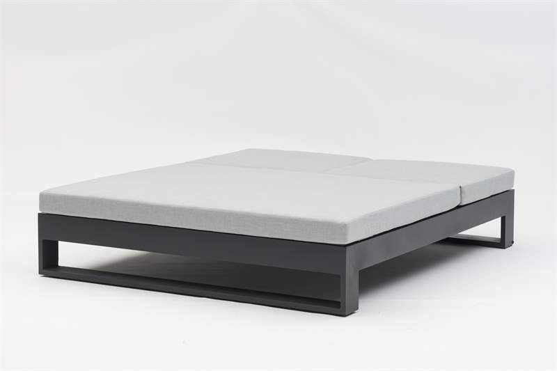 Daybed Niland. Aluminio antracita y textil gris medio