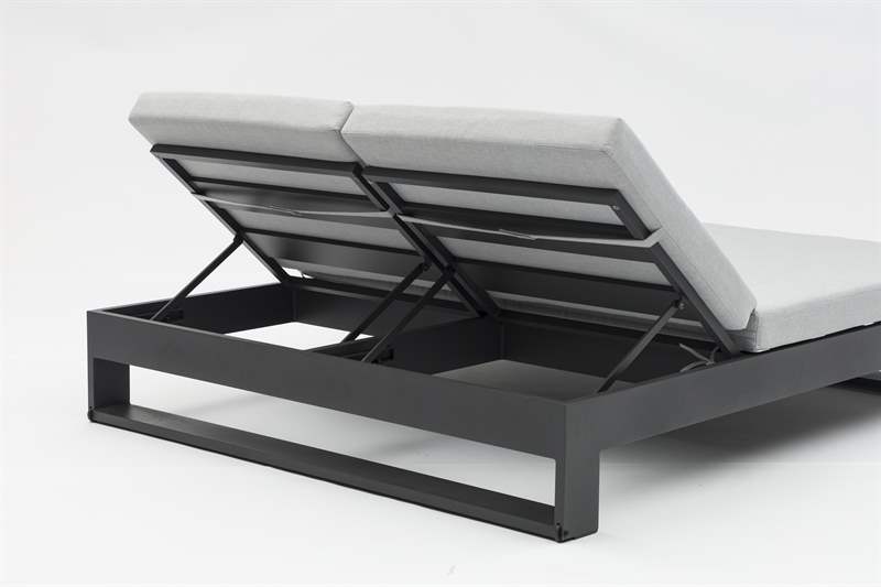Daybed Niland. Aluminio antracita y textil gris medio