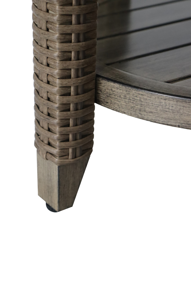 Mesa auxiliar Brent. Aluminio y rattan sintetico