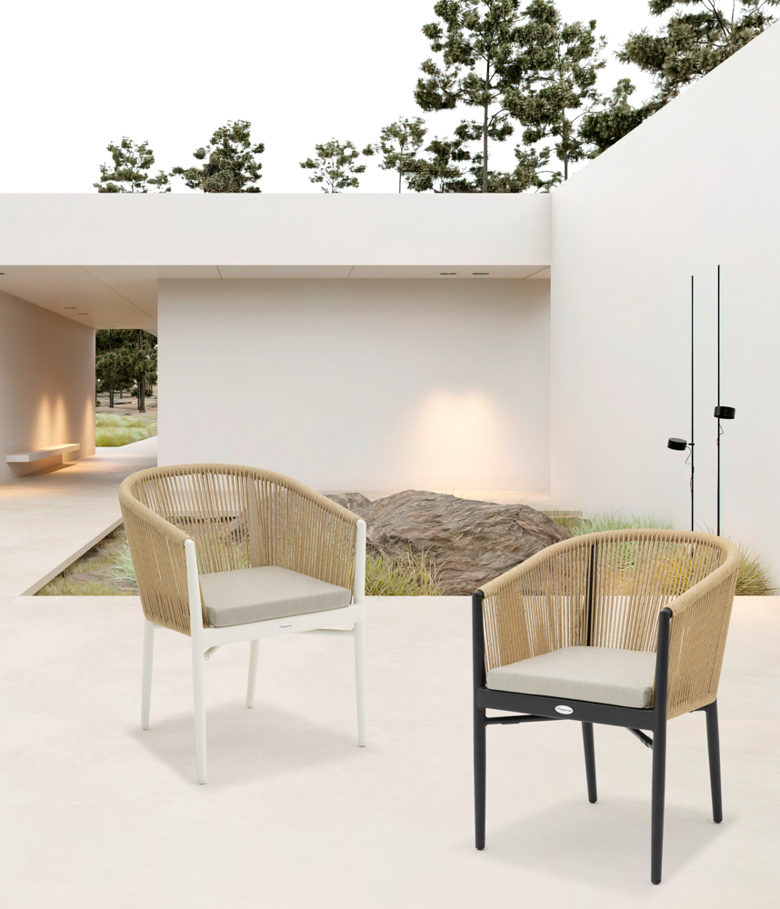 SILLA CON BRAZOS FAIRLEE ALUMINIO NEGRO  Y TRENZADO NATURAL