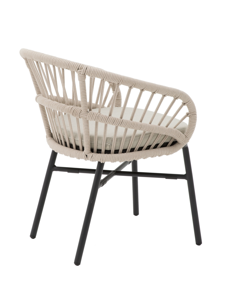 SILLA CON BRAZOS MILTON ALUMINIO NEGRO Y CUERDA TAUPE