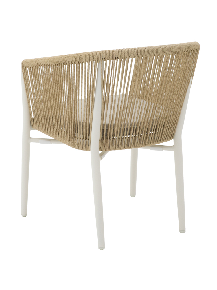 SILLA CON BRAZOS FAIRLEE ALUMINIO BLANCO  Y TRENZADO NATURAL