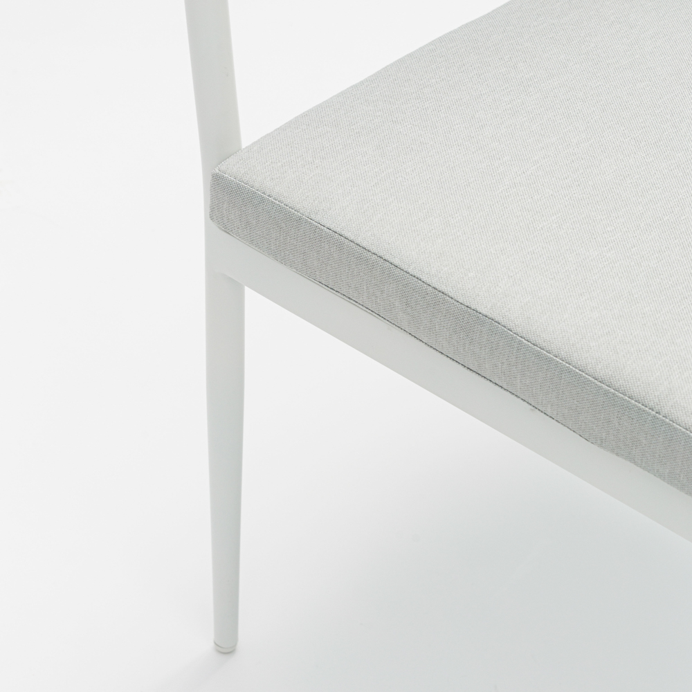 Silla de comedor Walga aluminio blanco cojin gris claro