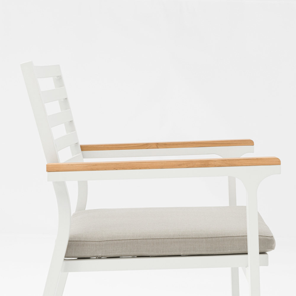 Silla de comedor broome, aluminio blanco  y teca 