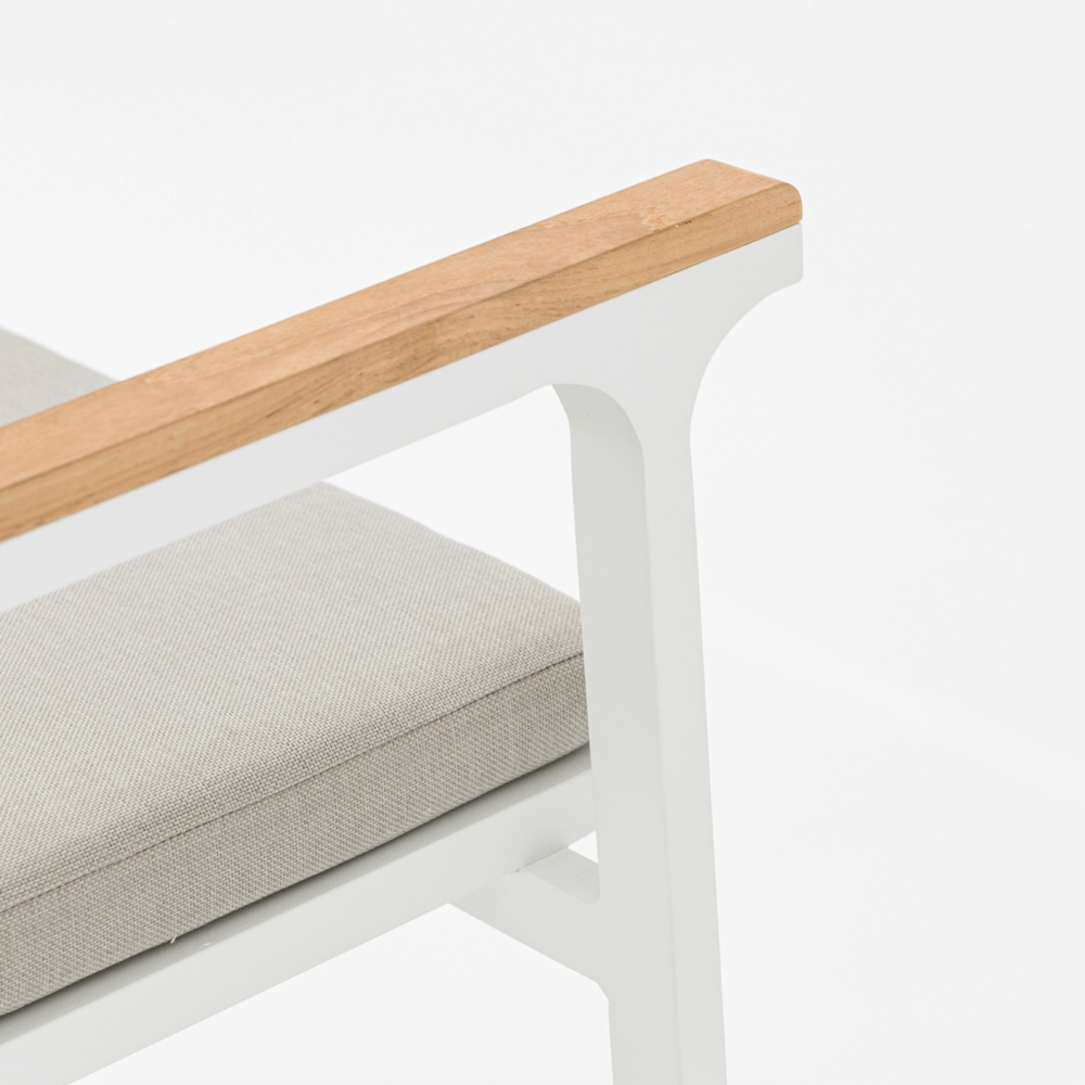 Silla de comedor broome, aluminio blanco  y teca 