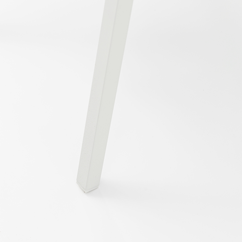 Silla de comedor broome, aluminio blanco  y teca 