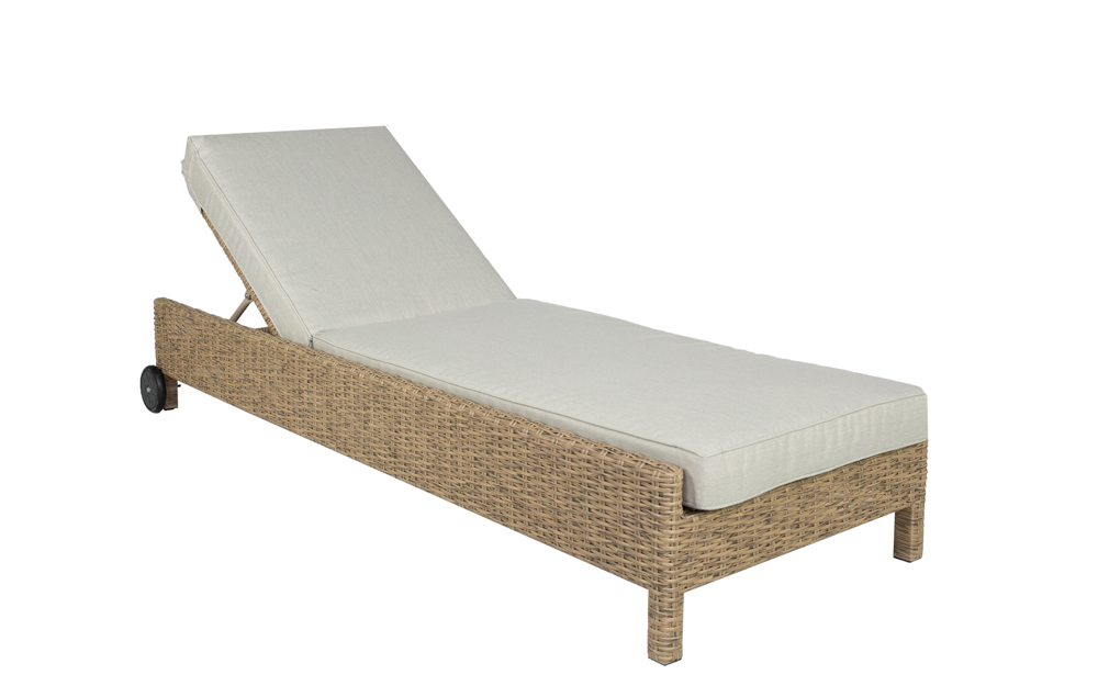 California aluminum and synthetic rattan sun lounger