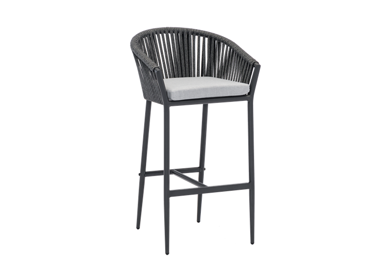 Fauteuil de bar Ukiah en aluminium et corde anthracite avec coussin gris moyen.