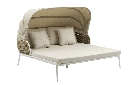 Chaise-longue Irvine, alumínio branco, corda taupe, almofada bege, tampo em tecido bege claro.