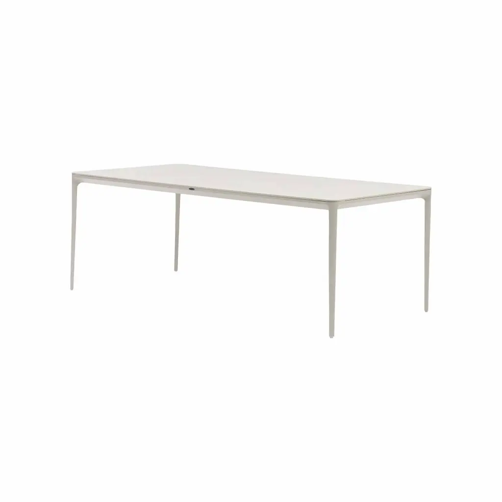 Mesa de comedor Zermatt 200x100cm aluminio tapioca y top porcelanico Barroc greige