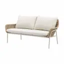 Sofa 2 plazas Zermatt aluminio tapioca, cuerda taupe claro y cojineria beige.