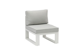 [100202027] Niland extension module in white aluminium and light grey cushions.